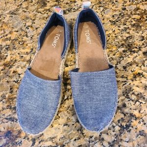 Toms flats womens size 7